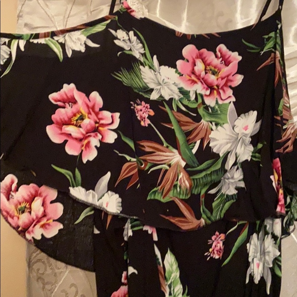 🌸NWT romper - Picture 5 of 6